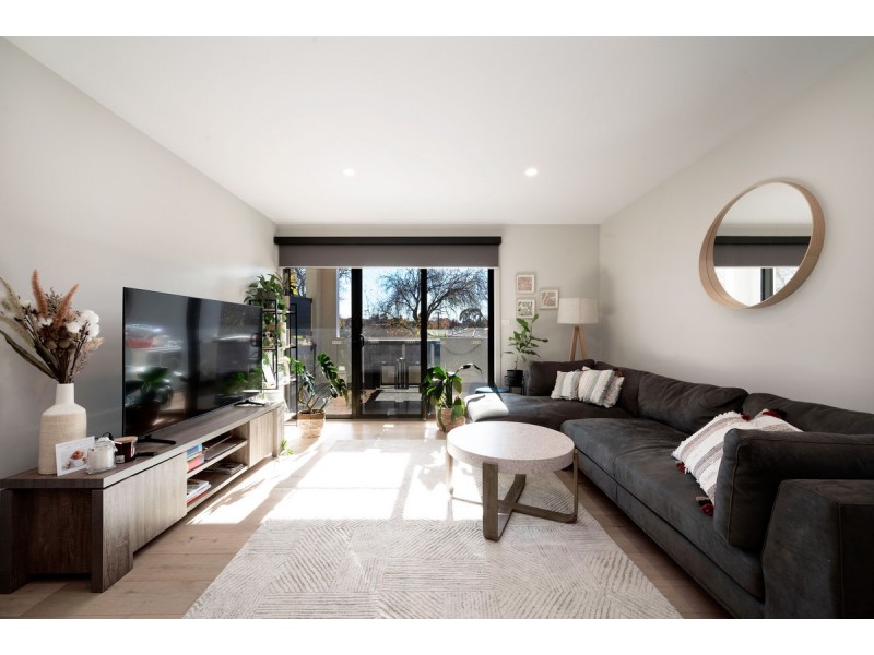 8/7 Lowrie Street, Dickson ACT 2602