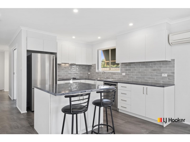 7 Gamban Square, Ngunnawal ACT 2913