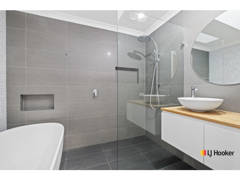 5 Sphinx Street, Harrison ACT 2914