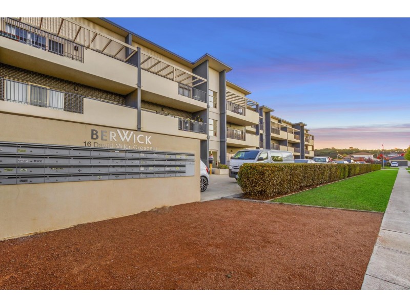 27/16 David Miller Crescent, Casey ACT 2913