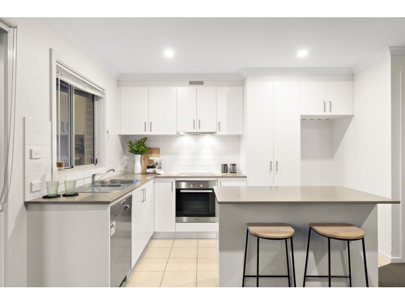 27/16 David Miller Crescent, Casey ACT 2913