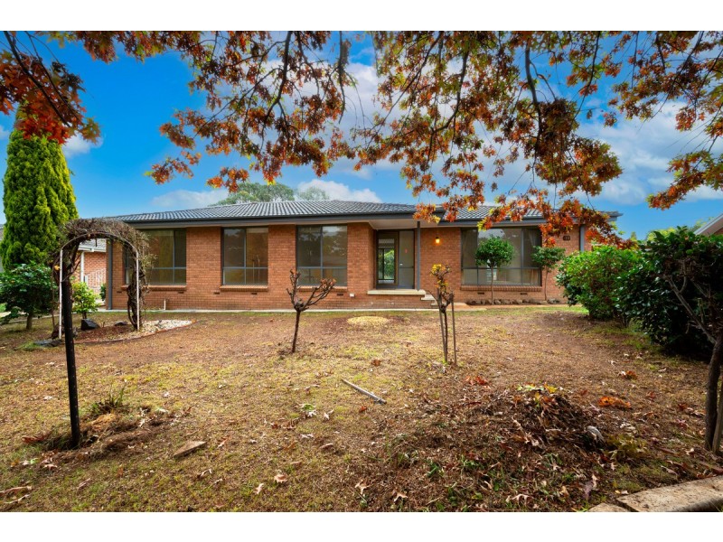 11 Pickering Street, Monash ACT 2904