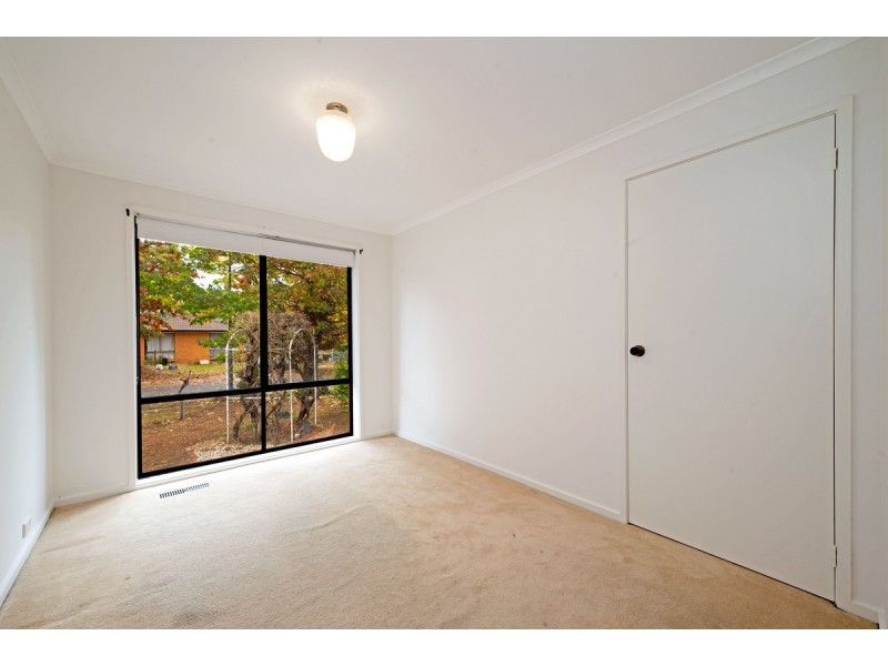 11 Pickering Street, Monash ACT 2904