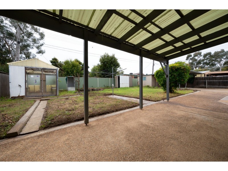 11 Pickering Street, Monash ACT 2904