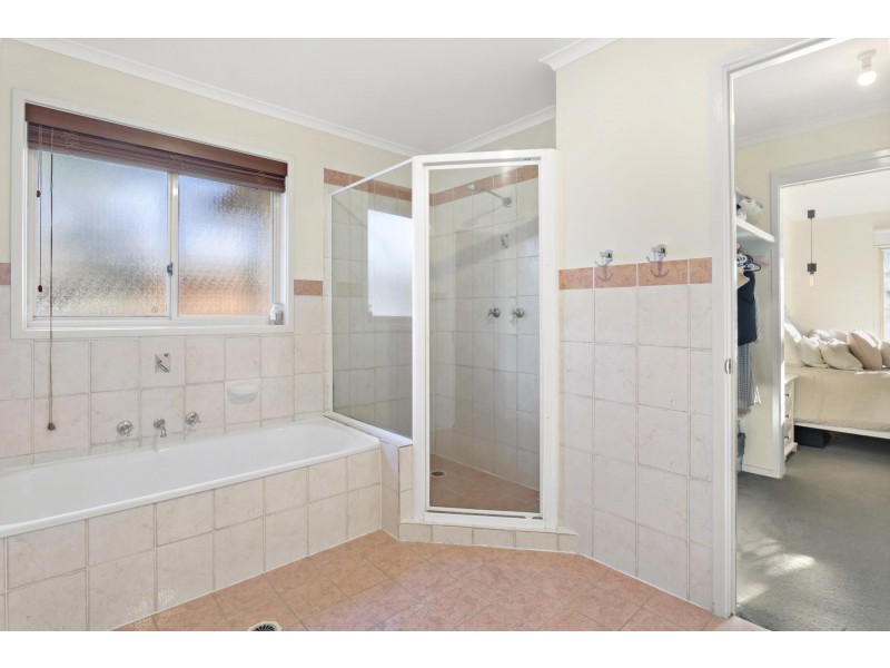 14 Naas Close, Amaroo ACT 2914