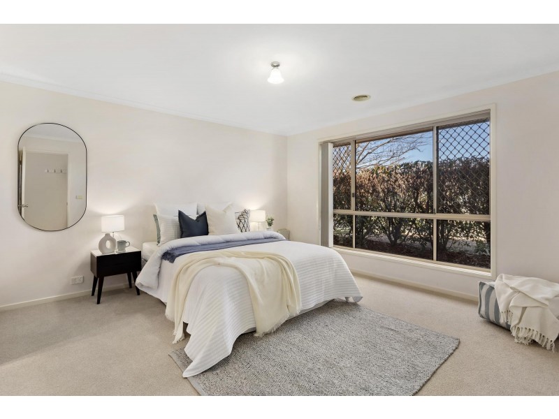 2 Adlard Place, Gungahlin ACT 2912