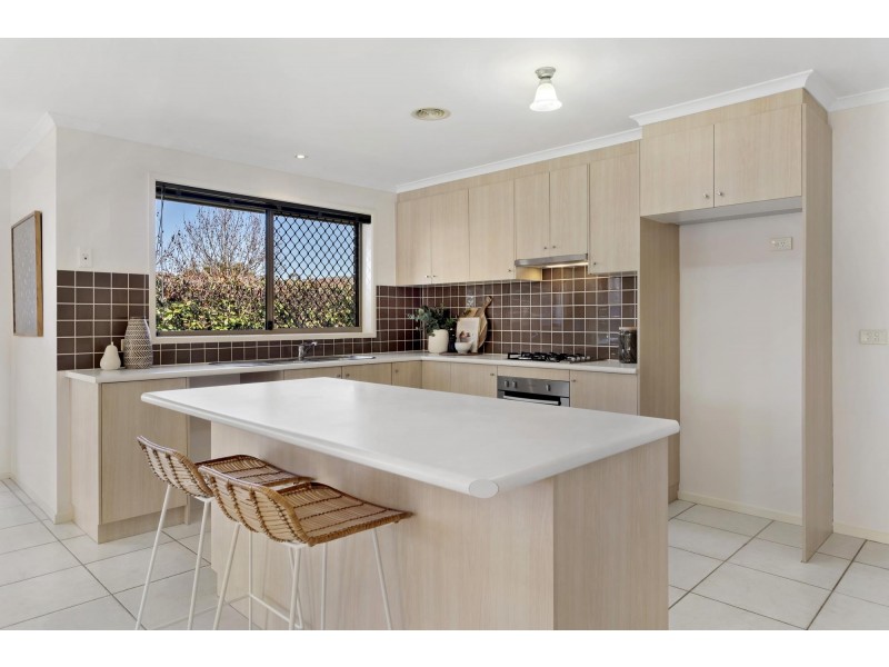 2 Adlard Place, Gungahlin ACT 2912