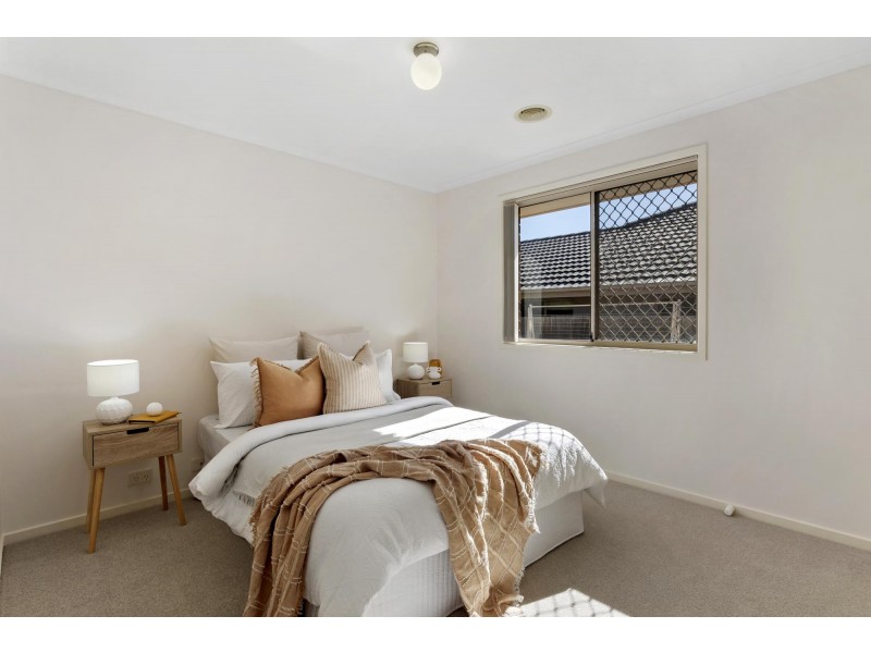 2 Adlard Place, Gungahlin ACT 2912