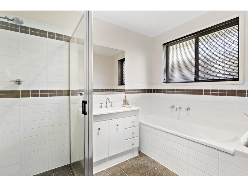 2 Adlard Place, Gungahlin ACT 2912