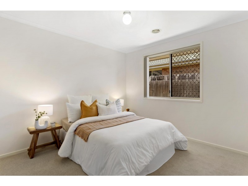 2 Adlard Place, Gungahlin ACT 2912