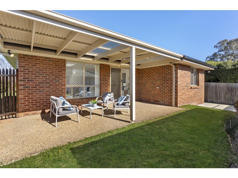 2 Adlard Place, Gungahlin ACT 2912