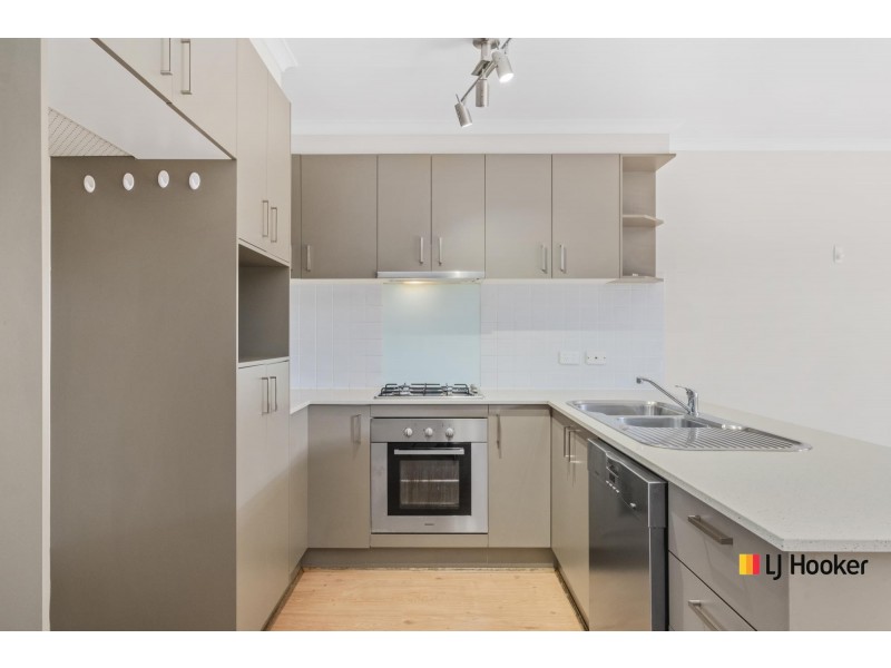 26 Loveday Crescent, Casey ACT 2913