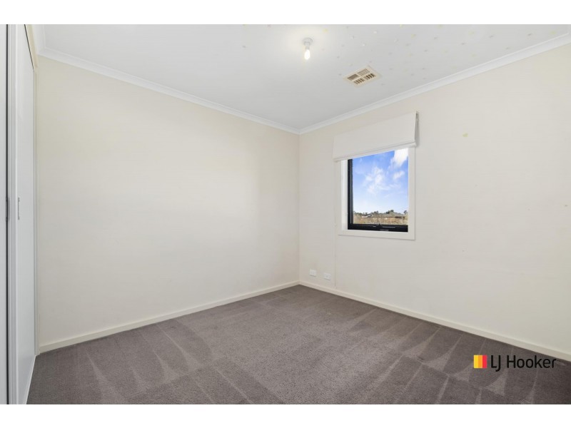 26 Loveday Crescent, Casey ACT 2913