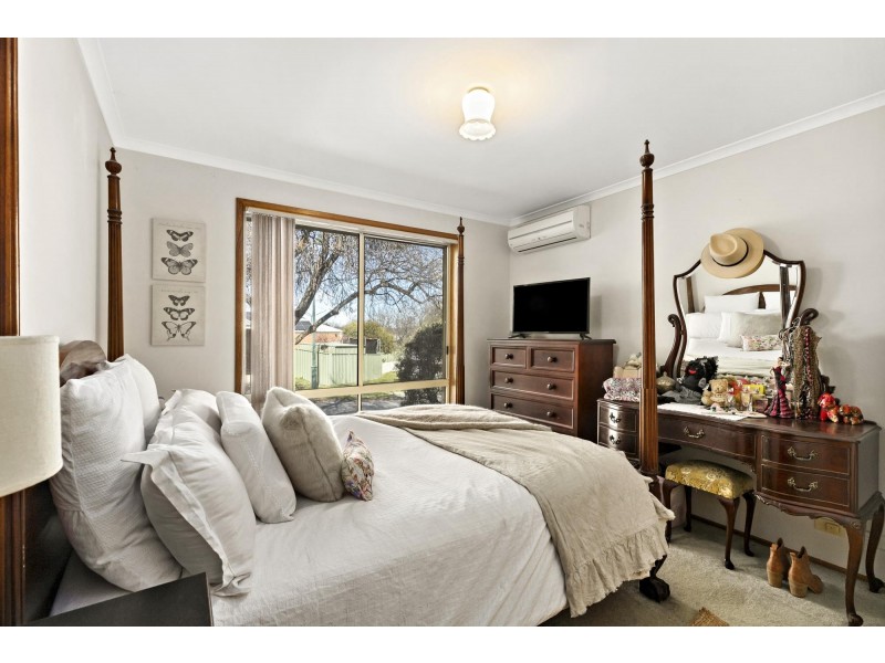 24 Bungaree Crescent, Ngunnawal ACT 2913