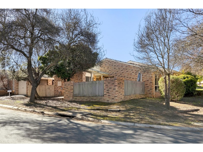 24 Bungaree Crescent, Ngunnawal ACT 2913