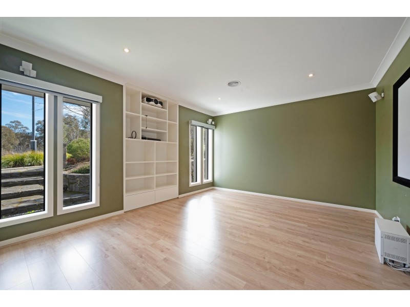 28 Cooley Crescent, Casey ACT 2913