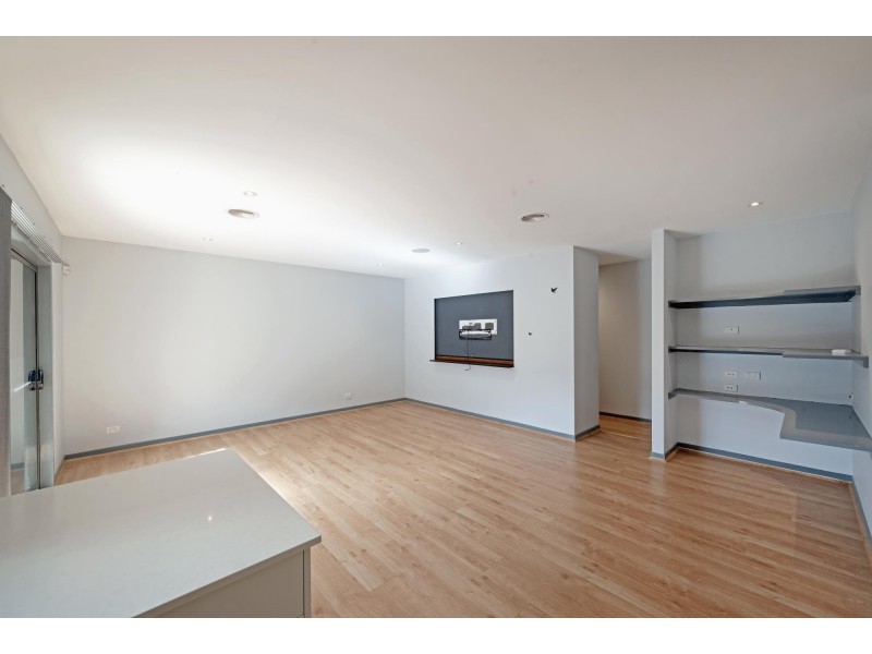 28 Cooley Crescent, Casey ACT 2913