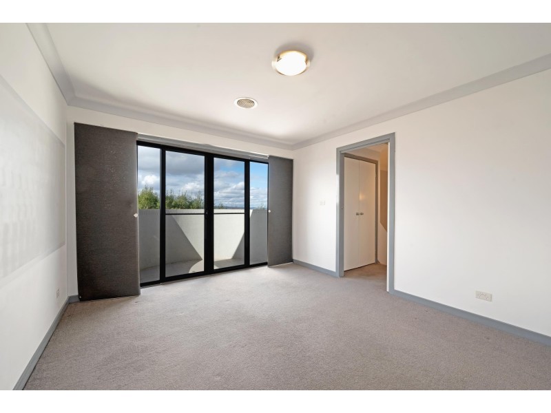 28 Cooley Crescent, Casey ACT 2913