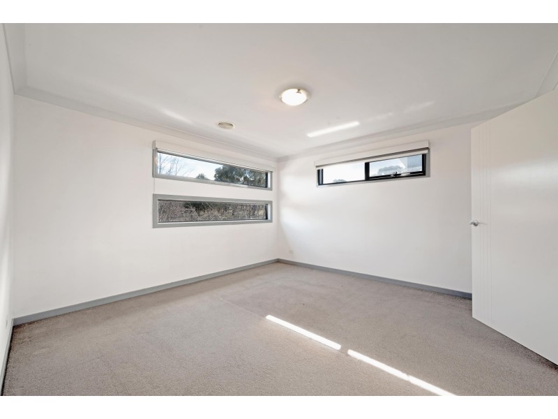 28 Cooley Crescent, Casey ACT 2913