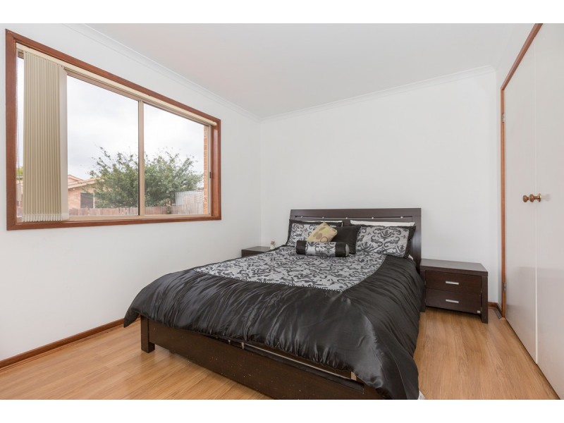 16 Redcliffe Street, Palmerston ACT 2913