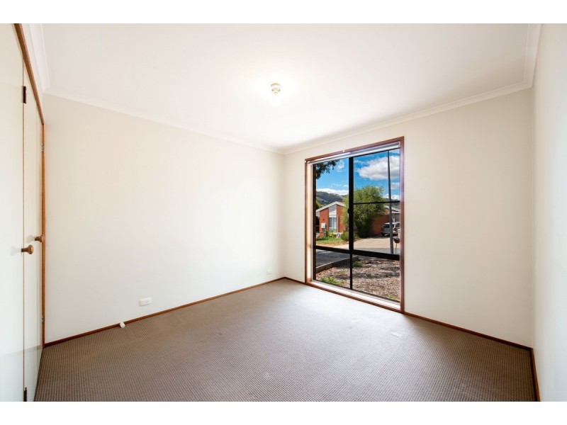 9 Revell Close, Gordon ACT 2906