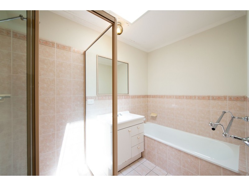 9 Revell Close, Gordon ACT 2906