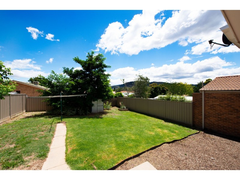 9 Revell Close, Gordon ACT 2906