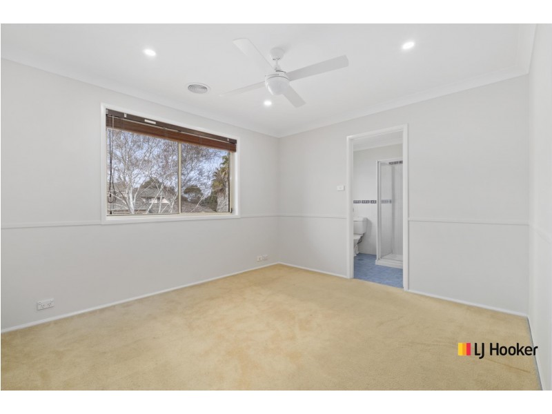6 Burraly Court, Ngunnawal ACT 2913