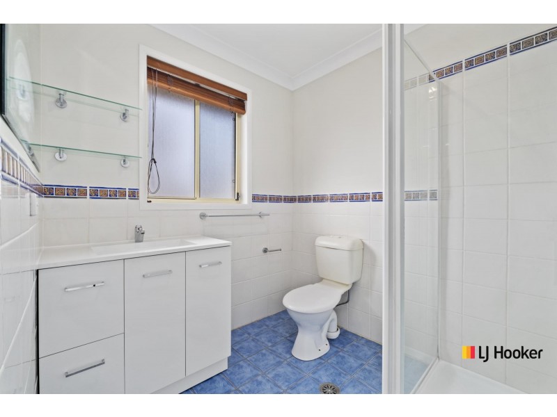 6 Burraly Court, Ngunnawal ACT 2913