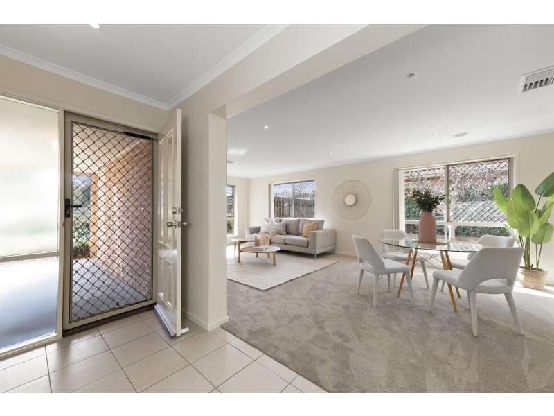 17 Phantom Street, Harrison ACT 2914