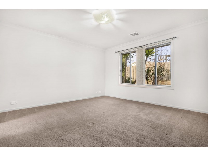 6 Huggins Street, Bonner ACT 2914