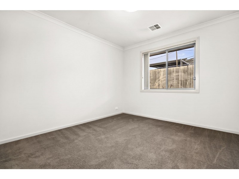 6 Huggins Street, Bonner ACT 2914