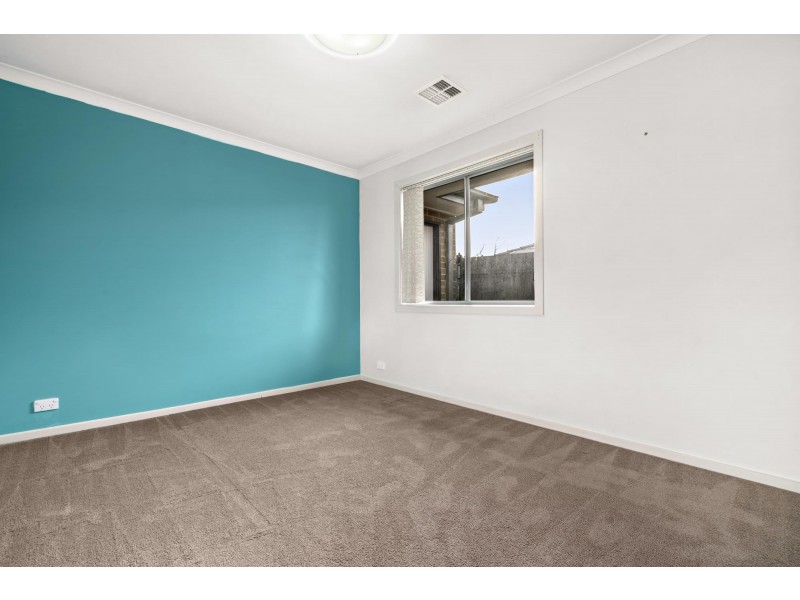 6 Huggins Street, Bonner ACT 2914