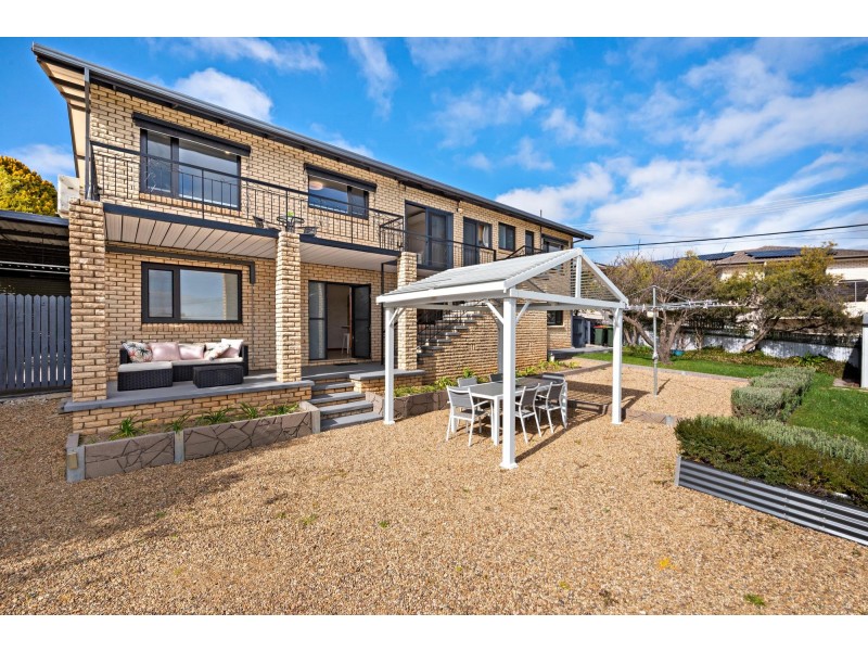 160 Chuculba Crescent, Giralang ACT 2617