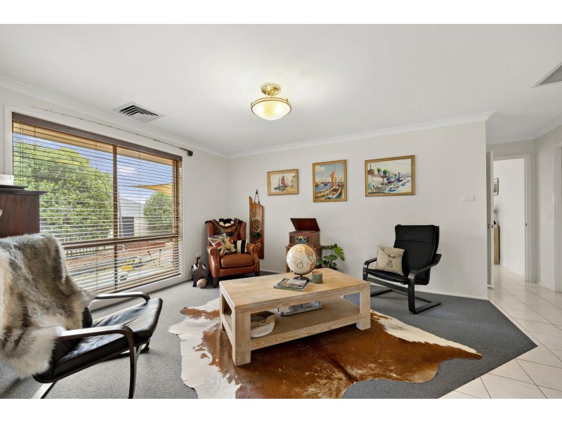 37 Discovery Drive, Yass NSW 2582