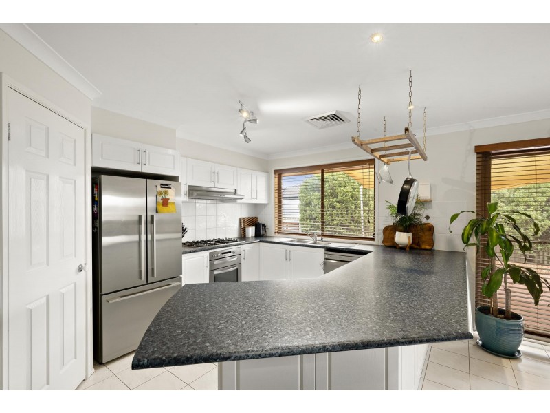 37 Discovery Drive, Yass NSW 2582