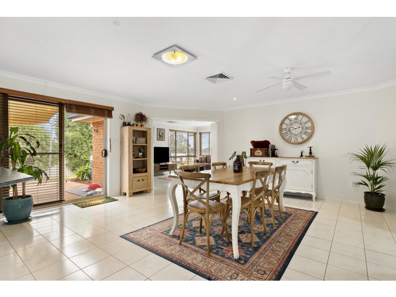 37 Discovery Drive, Yass NSW 2582