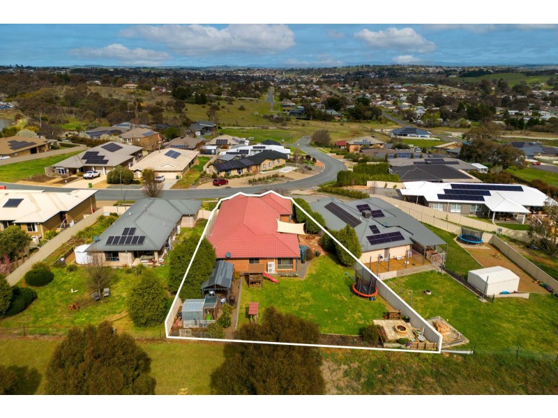 37 Discovery Drive, Yass NSW 2582