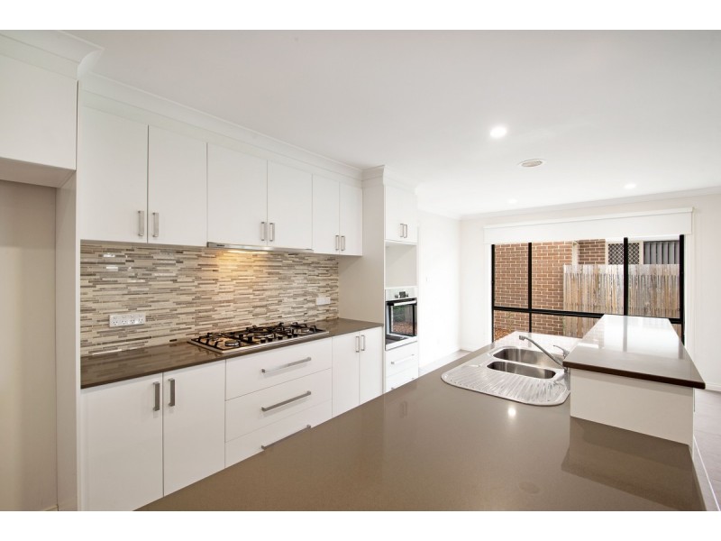 4 Renfree Street, Casey ACT 2913