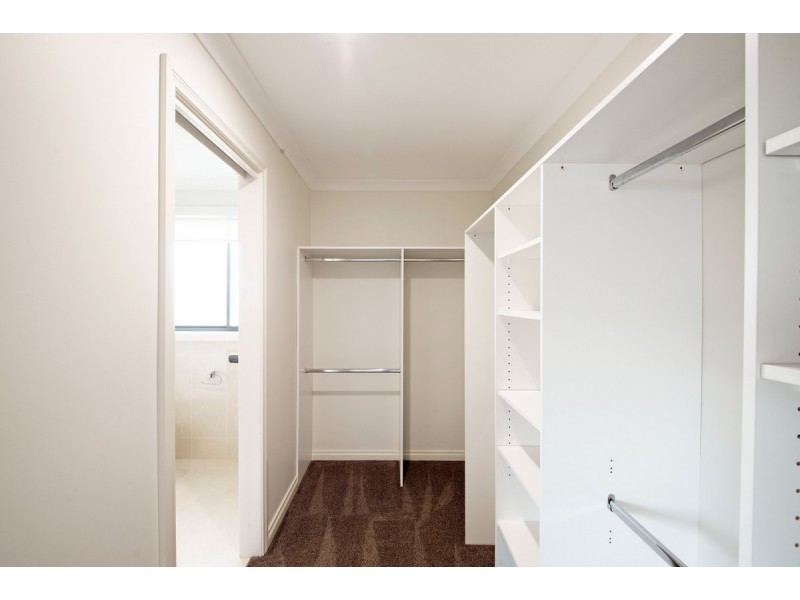 4 Renfree Street, Casey ACT 2913