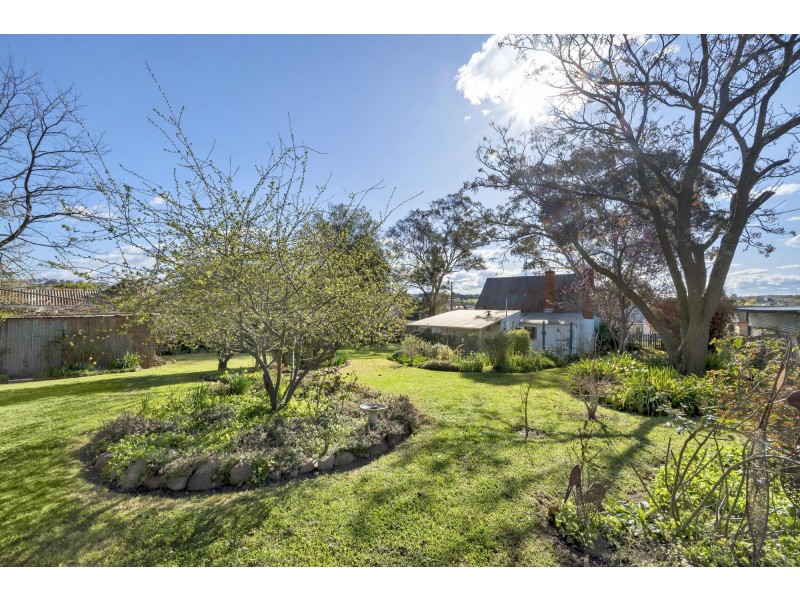 42 Polding Street, Yass NSW 2582
