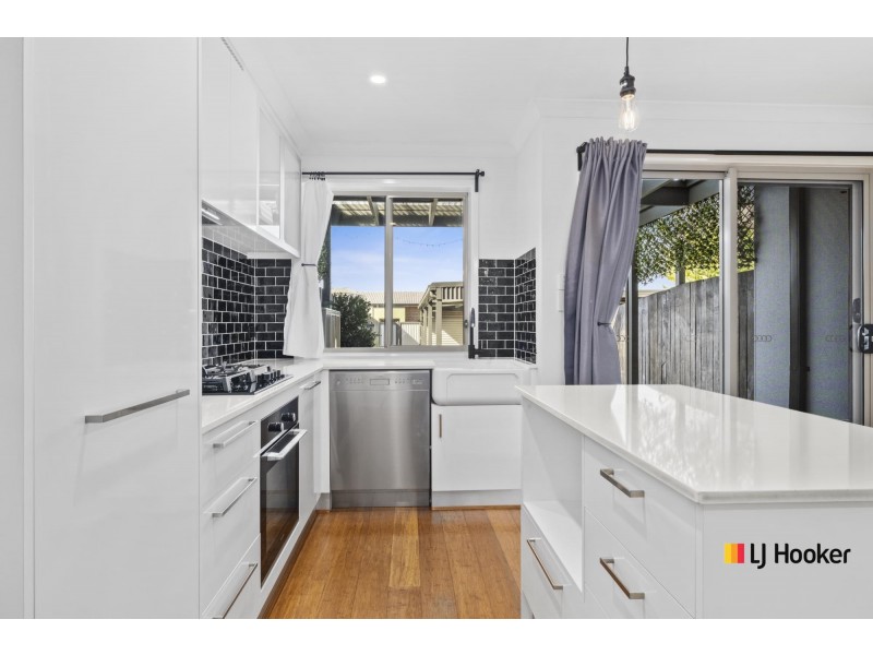 50 Lansdown Crescent, Casey ACT 2913