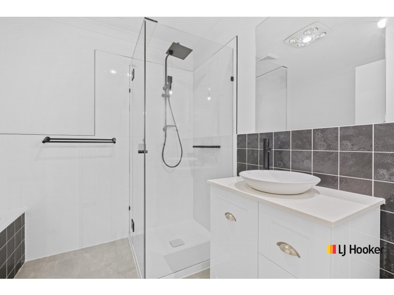 50 Lansdown Crescent, Casey ACT 2913