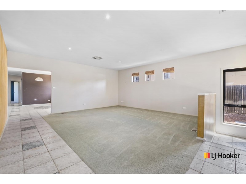 6 Mission Street, Amaroo ACT 2914