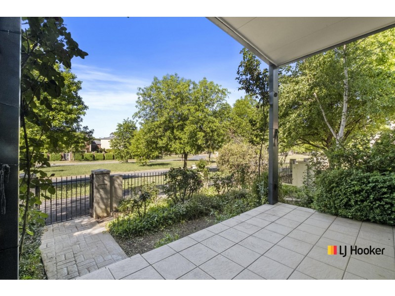 35 Nellie Hamilton Avenue, Gungahlin ACT 2912
