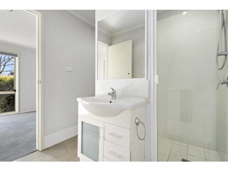 313 Anthony Rolfe Avenue, Gungahlin ACT 2912