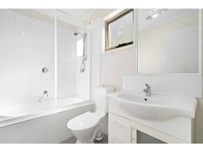 313 Anthony Rolfe Avenue, Gungahlin ACT 2912