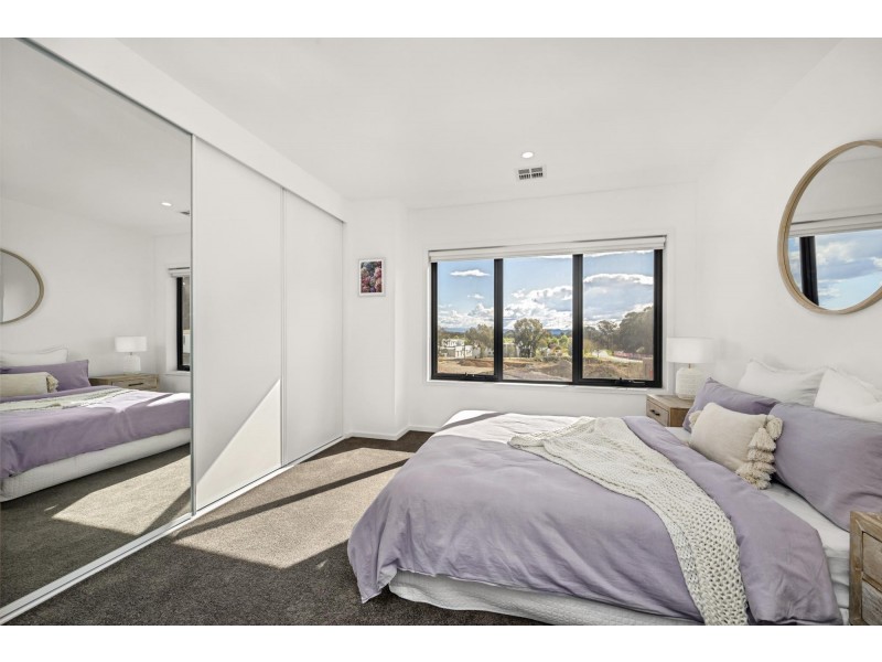 102 Beechw Street, Watson ACT 2602