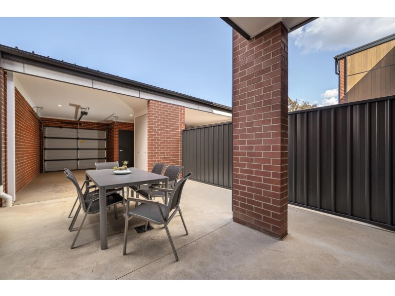 102 Beechw Street, Watson ACT 2602