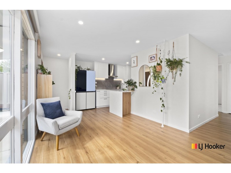 64 Enright Crescent, Florey ACT 2615